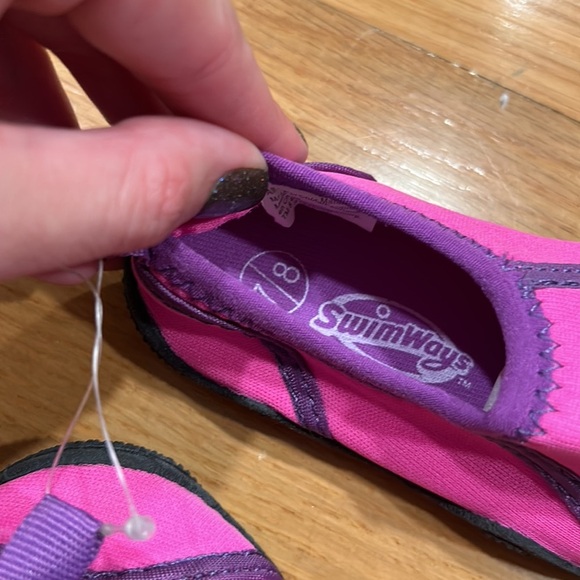 Swim ways 7/8 toddler kids swim shoes never worn - Picture 3 of 3